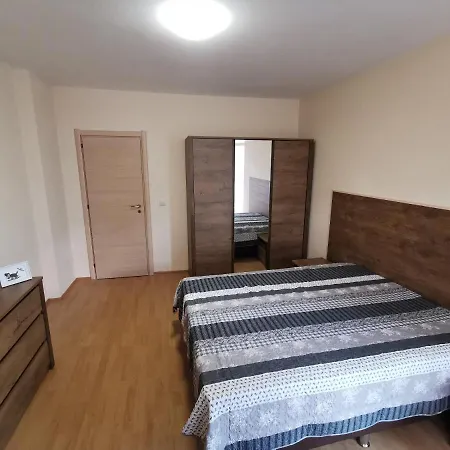 с две спални градина к-с Black Sea Star Apartment *