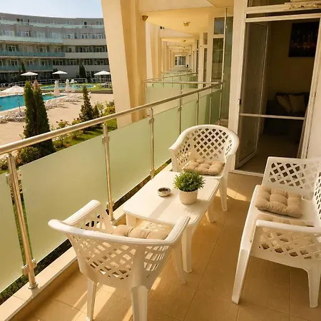 Apartment с две спални градина к-с Black Sea Star