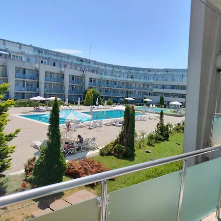 Apartment с две спални градина к-с Black Sea Star *