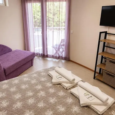 Apartman с две спални градина к-с Black Sea Star Csernomorec